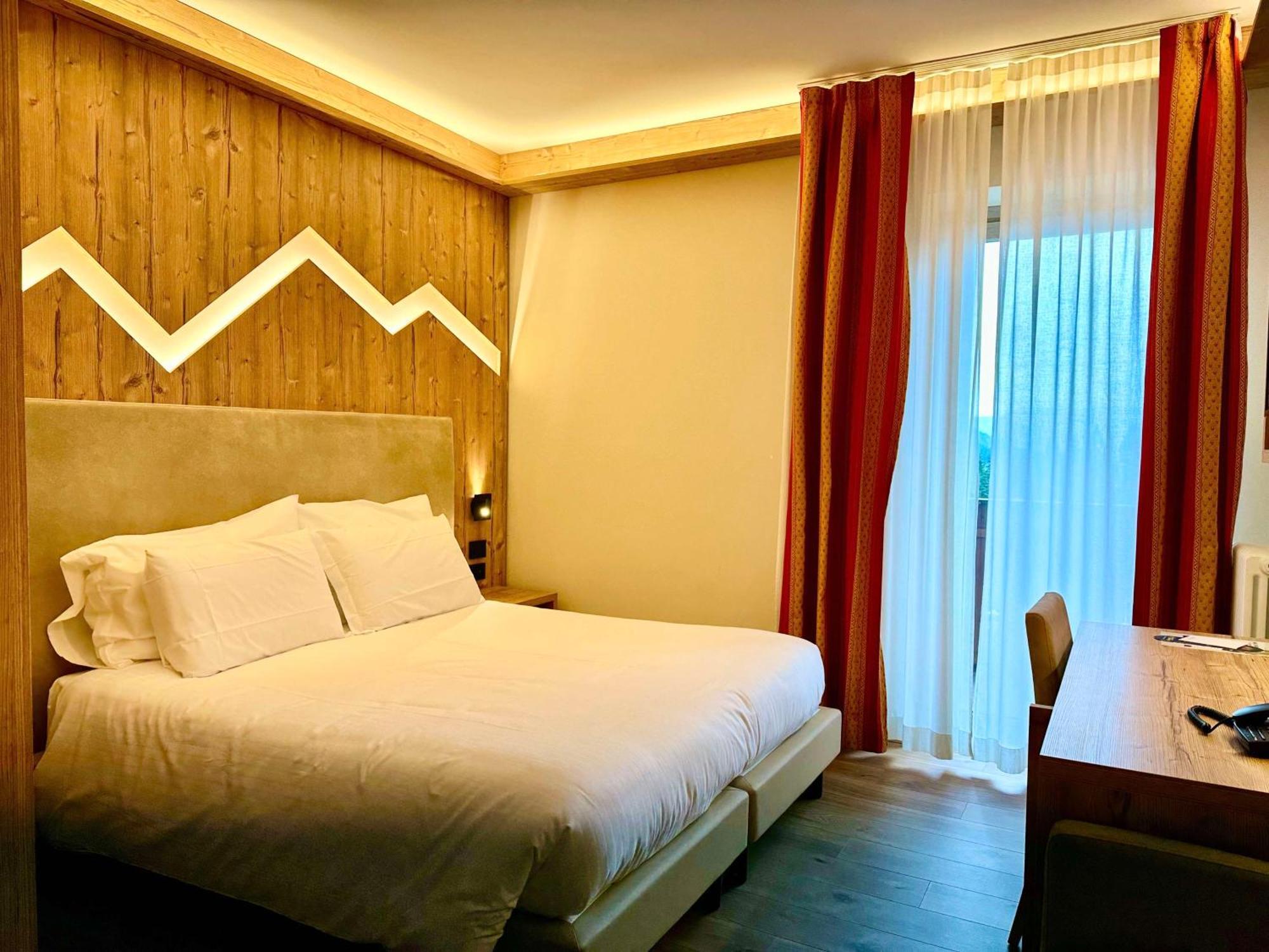 Hotel Cima Rosetta - BW Signature Collection 圣马蒂诺-迪卡斯特罗扎 外观 照片